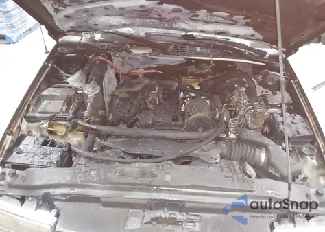 2000 Chevrolet S-10 Ls z USA, uszkodzony, nr VIN 1GCCS1958Y8246836